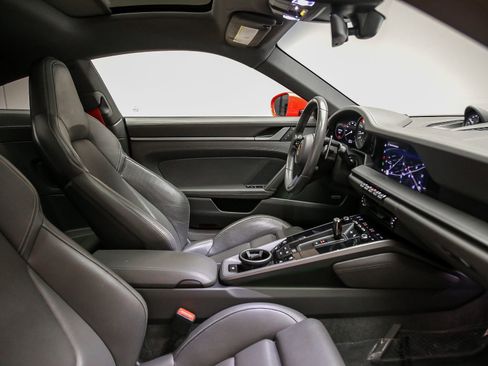 Certified 2022 Porsche 911 Carrera S RWD image 22