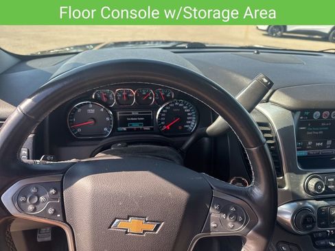Used 2018 Chevrolet Suburban Premier AWD/4WD image 20