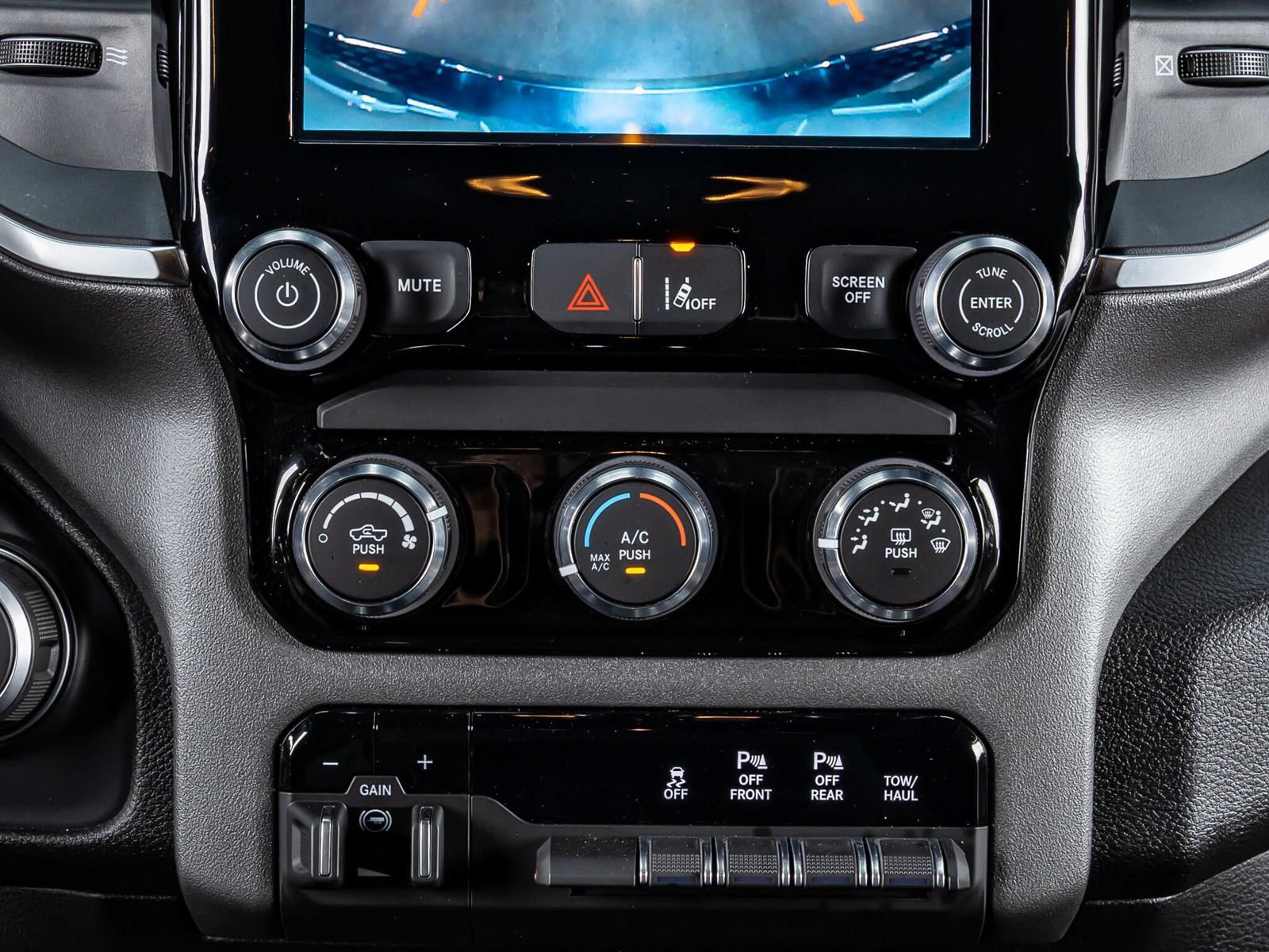 Used 2025 RAM 1500 Big Horn AWD/4WD image 25