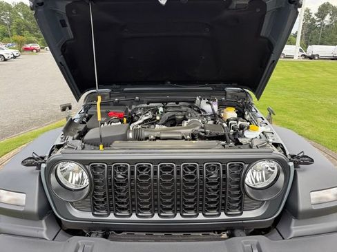New 2026 Jeep Wrangler Unlimited Sport AWD/4WD image 32