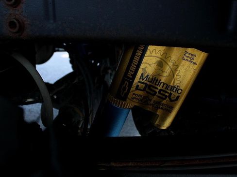 Used 2018 Chevrolet Colorado ZR2 w/ ZR2 Dusk Special Edition image 8