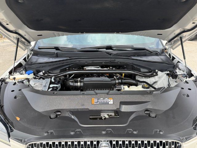 Used 2024 Lincoln Aviator Reserve w/ Equipment Group 201A AWD/4WD image 19