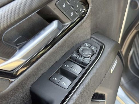 Used 2024 GMC Sierra 2500 AT4 w/ Technology Package image 21