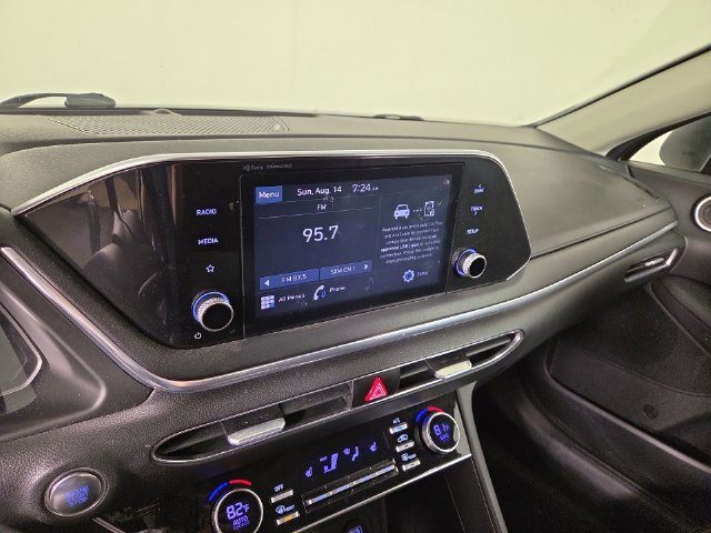 Used 2021 Hyundai Sonata SEL FWD image 17