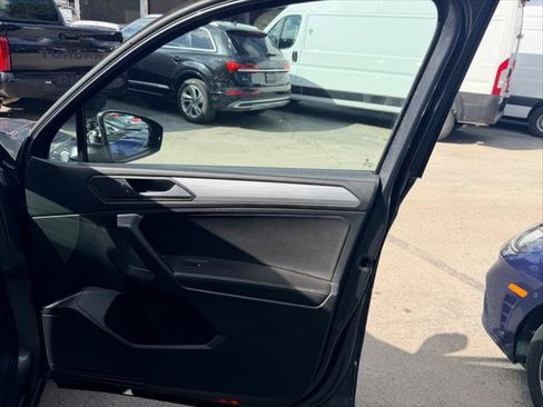 Used 2022 Volkswagen Tiguan S FWD image 13
