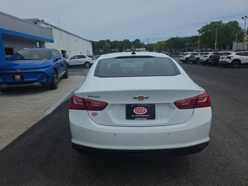 Used 2024 Chevrolet Malibu LS FWD image 3