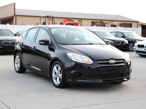 Used 2014 Ford Focus SE image 9