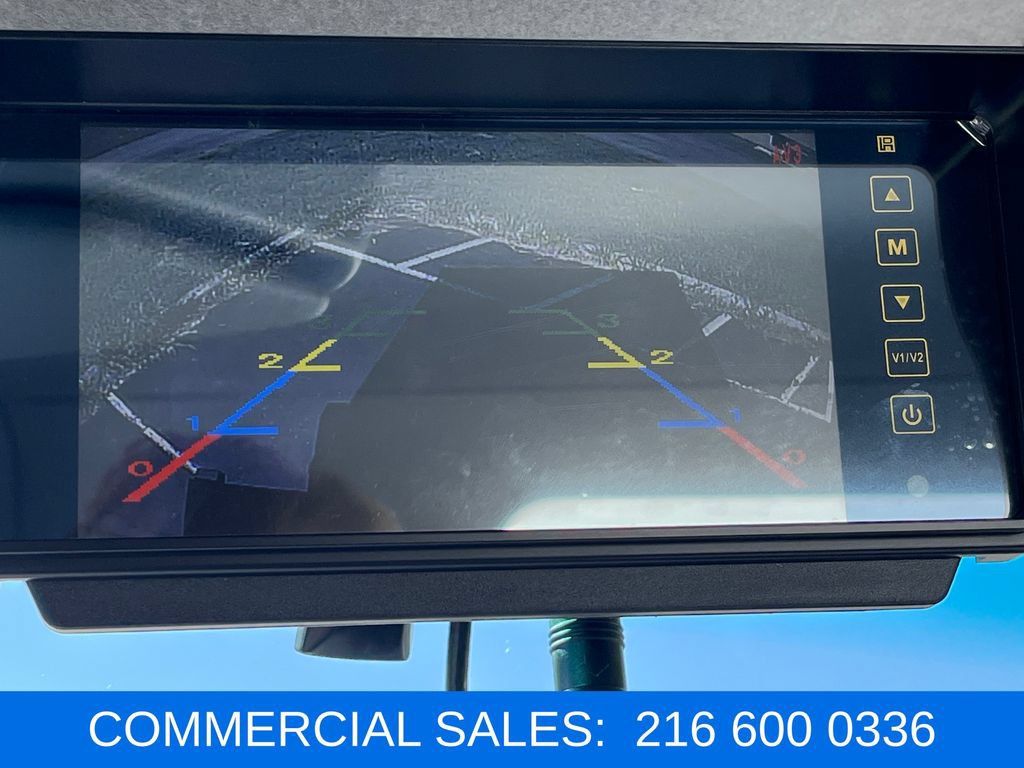 Used 2024 Isuzu NPR RWD image 23