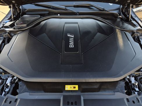 Certified 2024 BMW i5 eDrive40i w/ M Sport Package image 12