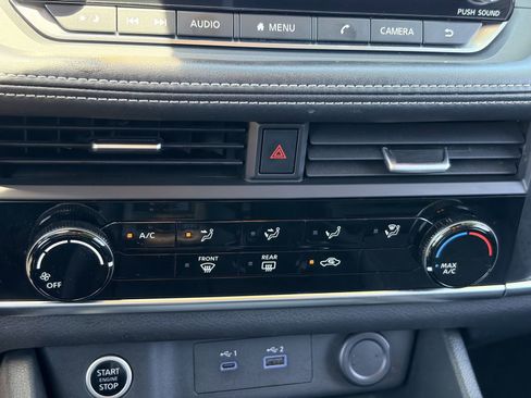 Used 2021 Nissan Rogue S FWD image 21