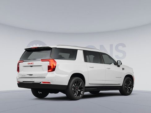 New 2026 GMC Yukon XL Elevation w/ Elevation Premium Package AWD/4WD image 4