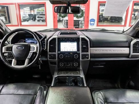 Used 2019 Ford F250 Lariat w/ Lariat Value Package image 17
