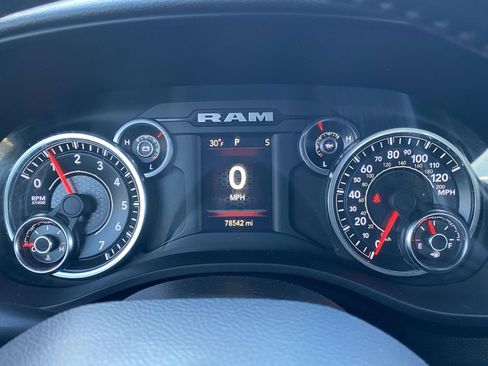 Used 2021 RAM 1500 Big Horn image 25