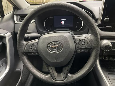 Certified 2025 Toyota RAV4 XLE AWD/4WD image 19