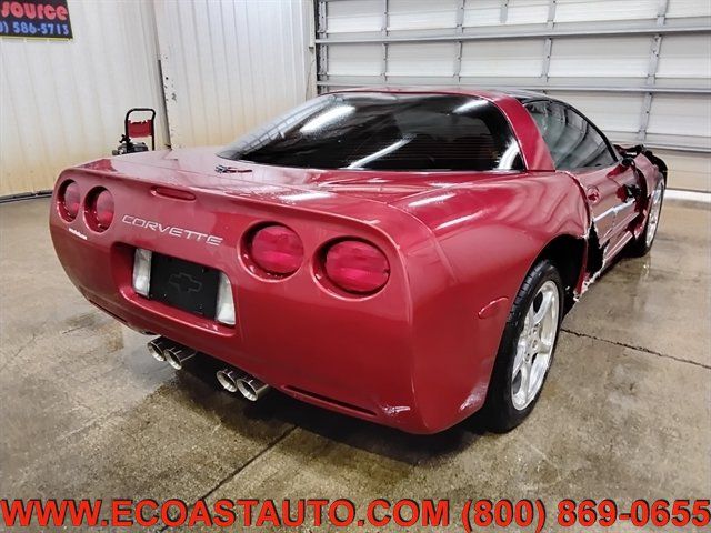 Used 2001 Chevrolet Corvette Coupe w/ Preferred Equipment Group2 RWD image 3