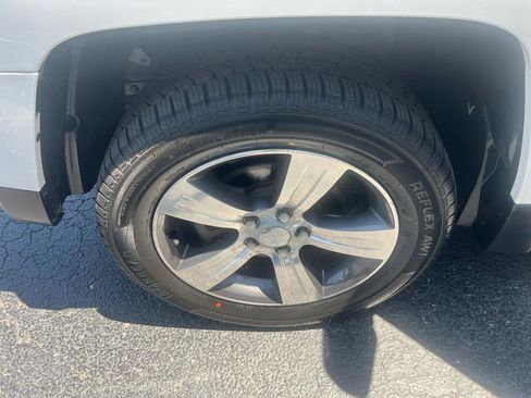 Used 2016 Jeep Patriot High Altitude FWD image 23