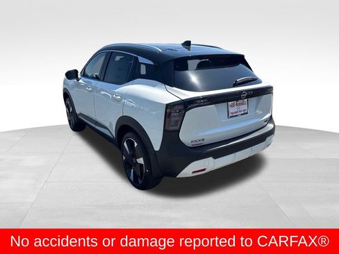 Used 2026 Nissan Kicks SR w/ SR Premium Package FWD image 3