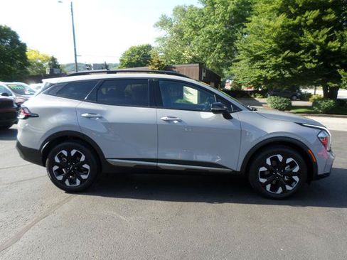 Used 2023 Kia Sportage X-Line w/ X-Line Premium Package AWD/4WD image 8