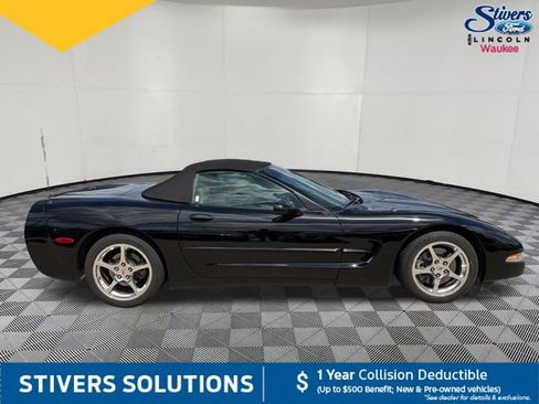 Used 2004 Chevrolet Corvette Convertible w/ Preferred Equipment Group RWD image 5