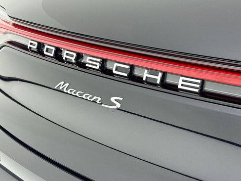 New 2026 Porsche Macan S image 38
