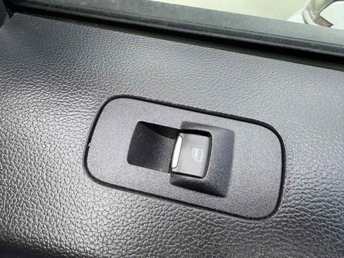 Used 2019 Ford F150 Lariat w/ Equipment Group 502A Luxury image 32