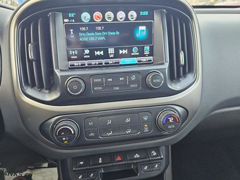 Used 2018 Chevrolet Colorado Z71 image 13