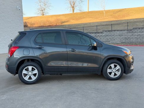 Used 2020 Chevrolet Trax LS image 8