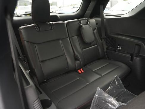 Used 2025 Ford Explorer ST-Line w/ Premium Package RWD image 15