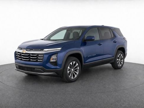 Used 2025 Chevrolet Equinox LT FWD image 3
