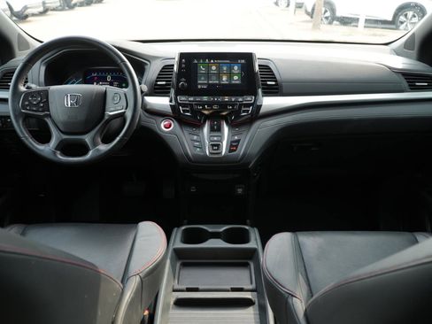 Used 2023 Honda Odyssey Sport image 16