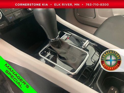 Used 2024 Jeep Compass Limited image 9