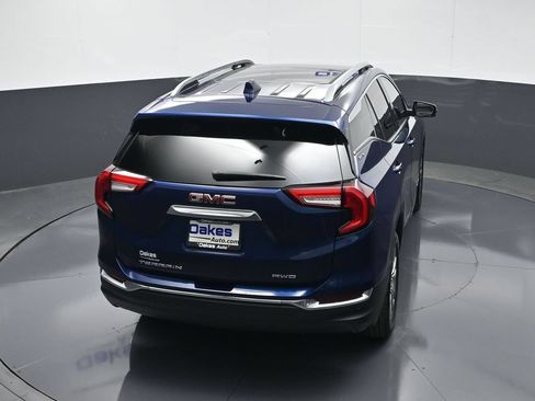 Used 2022 GMC Terrain SLT w/ LPO, Floor Liner Package AWD/4WD image 51