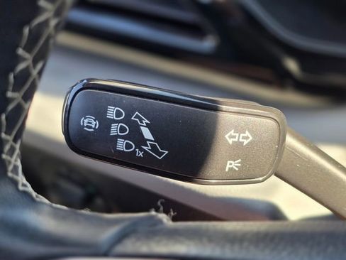 Used 2024 Volkswagen Taos S image 42