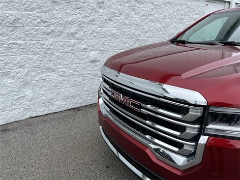 Used 2023 GMC Acadia SLE w/ Driver Convenience Package image 27