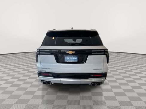 Certified 2024 Chevrolet Traverse RS image 10