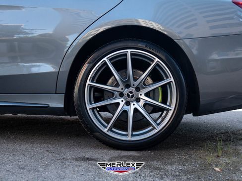 Used 2018 Mercedes-Benz S 560 4MATIC Sedan image 12