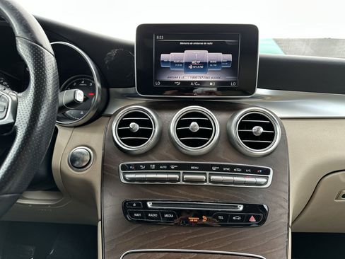 Used 2019 Mercedes-Benz GLC 300 image 22