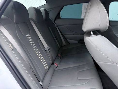 Used 2026 Hyundai Elantra Sport FWD image 18