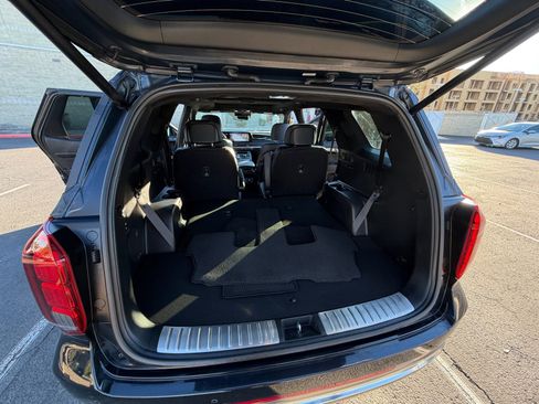 Used 2024 Hyundai Palisade Calligraphy image 34