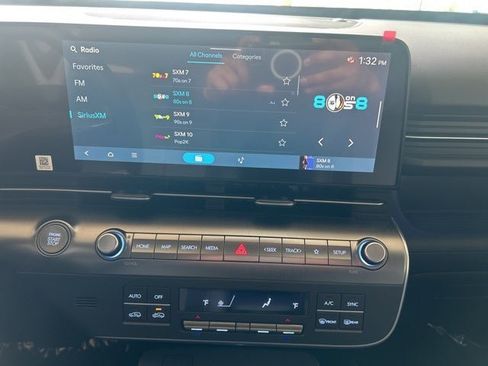 New 2026 Hyundai Kona SEL Premium image 10