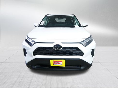 Used 2024 Toyota RAV4 XLE AWD/4WD image 2