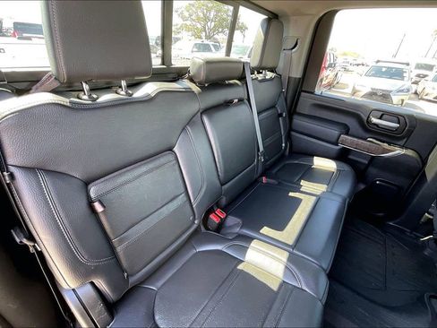 Used 2022 GMC Sierra 3500 Denali image 21