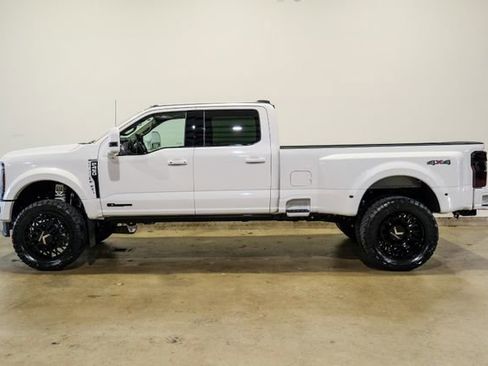 Used 2026 Ford F450 Platinum w/ Platinum Plus Package image 10