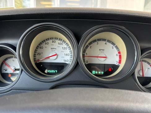 Used 2010 Dodge Challenger R/T RWD image 22