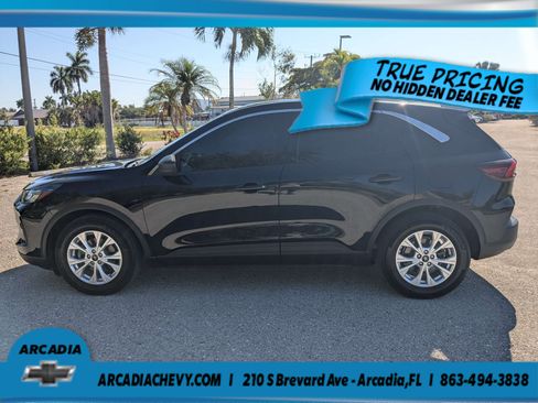 Used 2023 Ford Escape Active w/ Tech Pack #1 FWD image 7