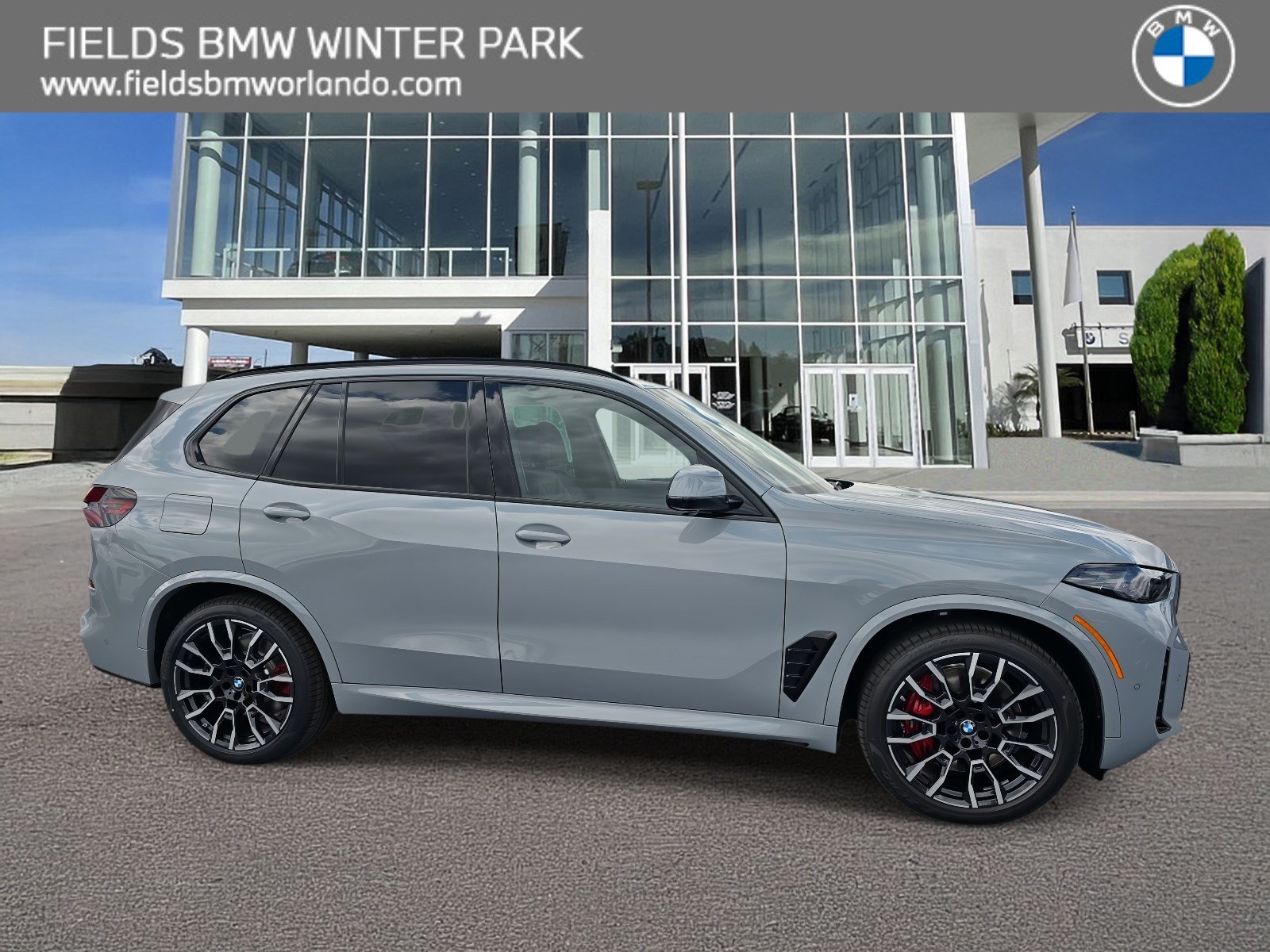 New 2026 BMW X5 xDrive50e w/ M Sport Package AWD/4WD image 1