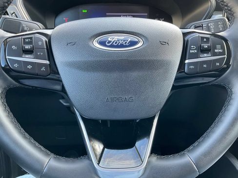 Used 2024 Ford Escape SE FWD image 40
