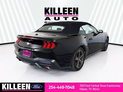 Used 2024 Ford Mustang Premium image 8