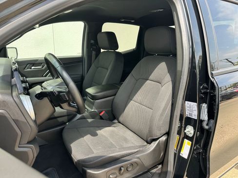 Used 2024 Chevrolet Colorado LT w/ LT Convenience Package II image 11