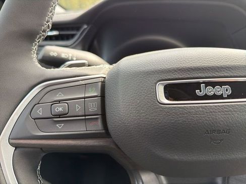 New 2026 Jeep Grand Cherokee Limited image 23